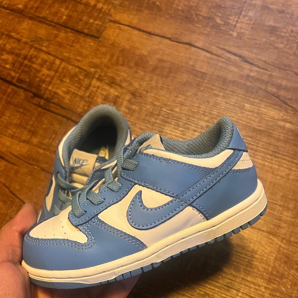 Nike dunks - Picture 2 of 2